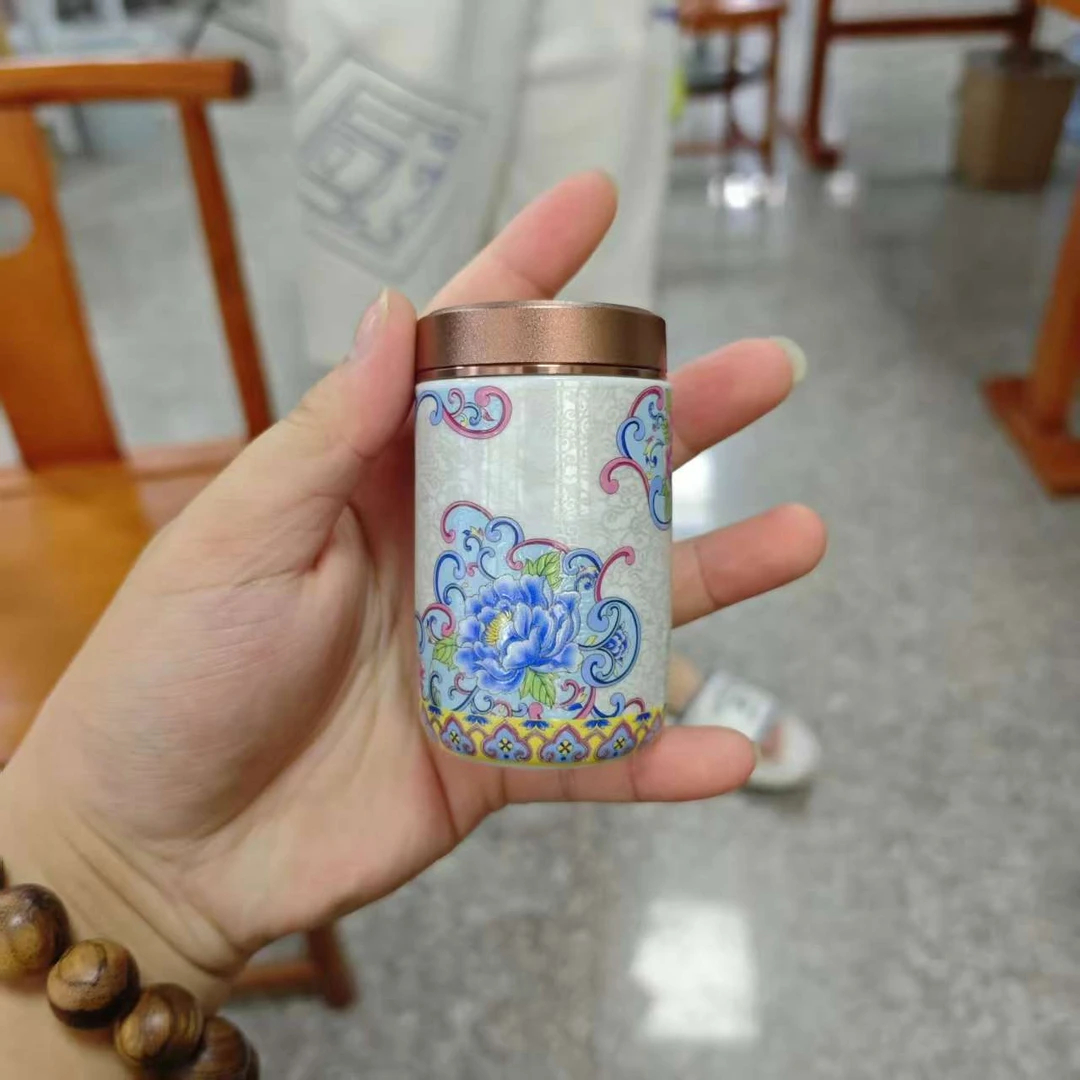 掐丝银小茶叶罐缠枝