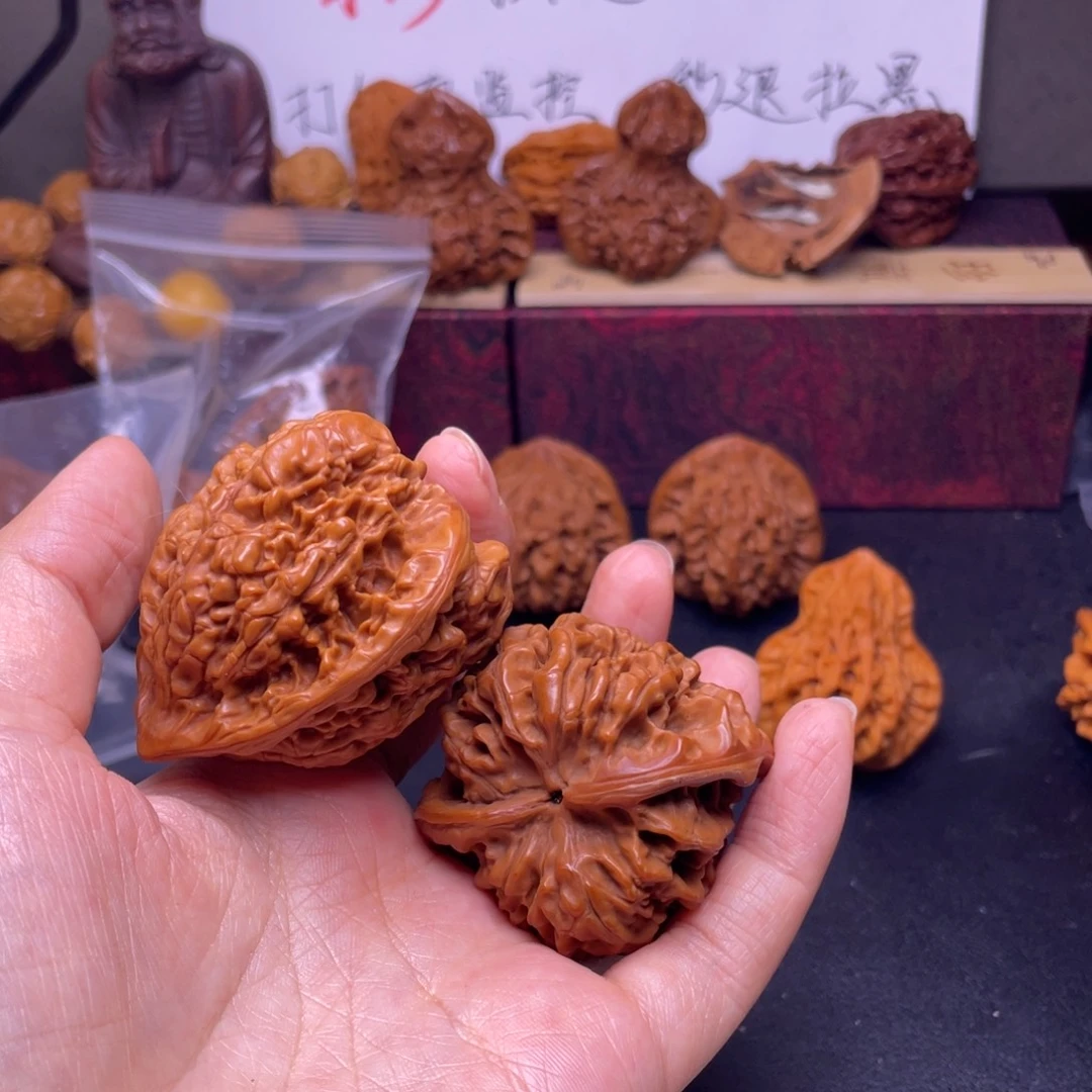 等***来桃核手串官帽福利