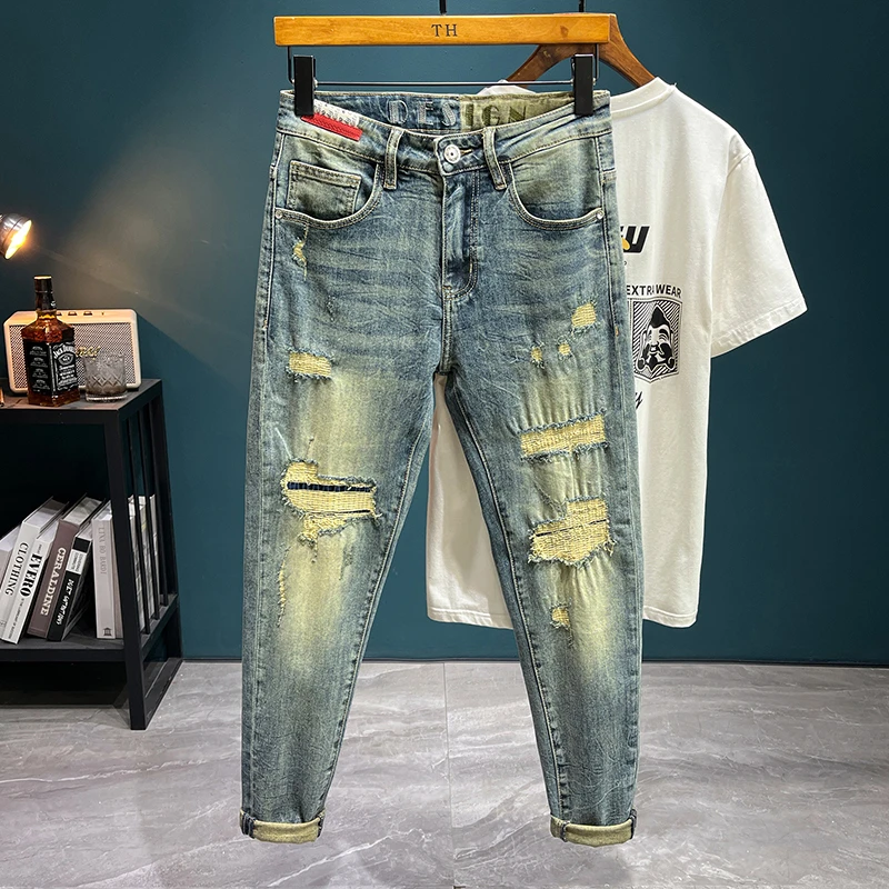 2025夏季新款破洞补丁牛仔裤男款潮牌修身小直筒长裤子20025