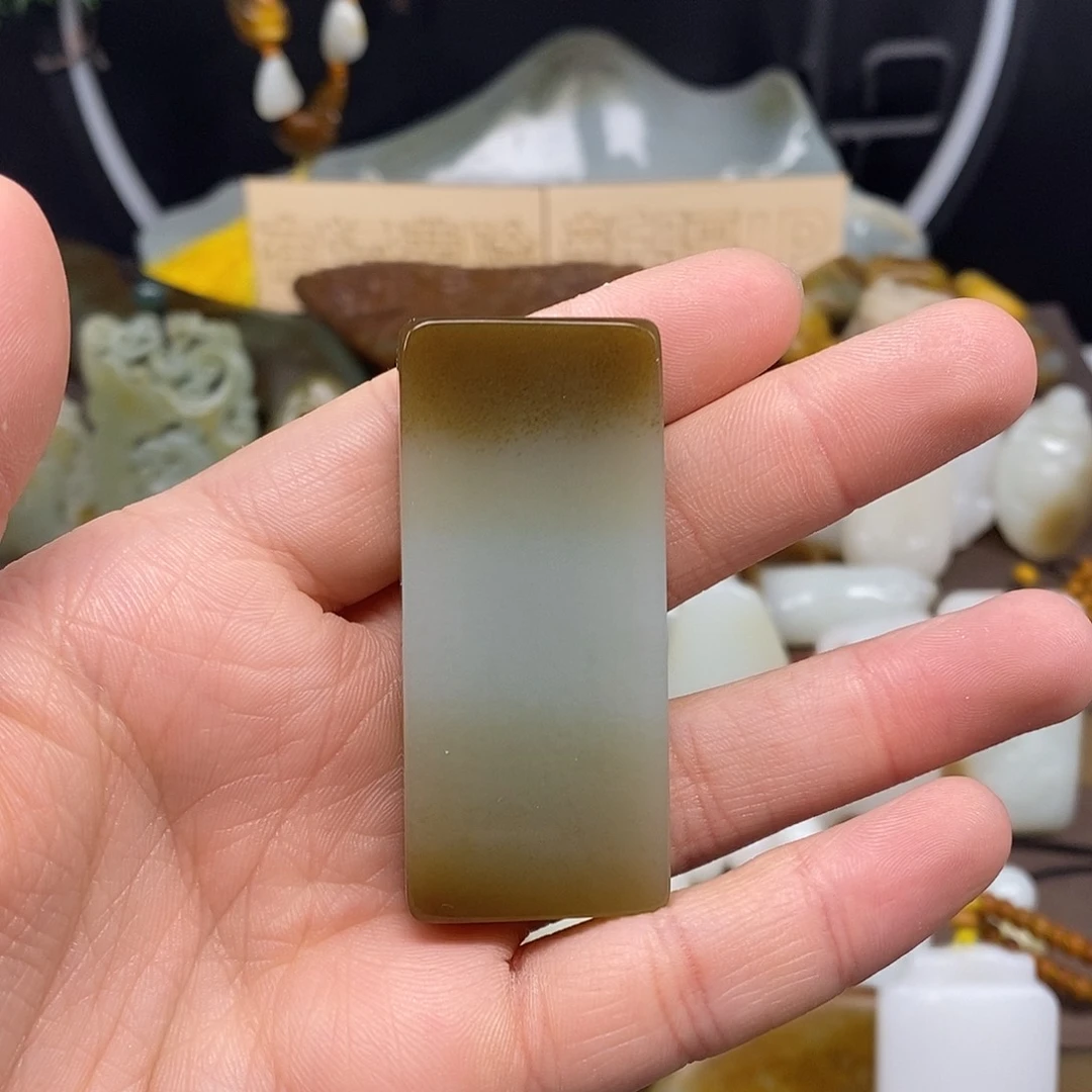 和田玉颈饰未镶嵌45