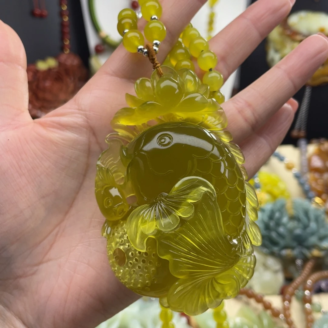 未镶嵌蛇纹石玉颈饰