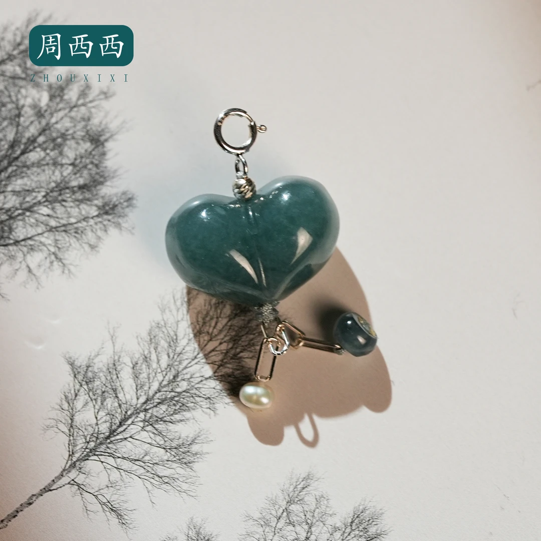 周西西精美珠宝翡翠爱心吊坠1.2*1.8*1百搭多样性发货19990
