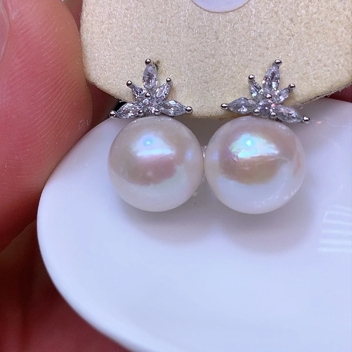 银S925镶嵌耳饰淡水珍珠