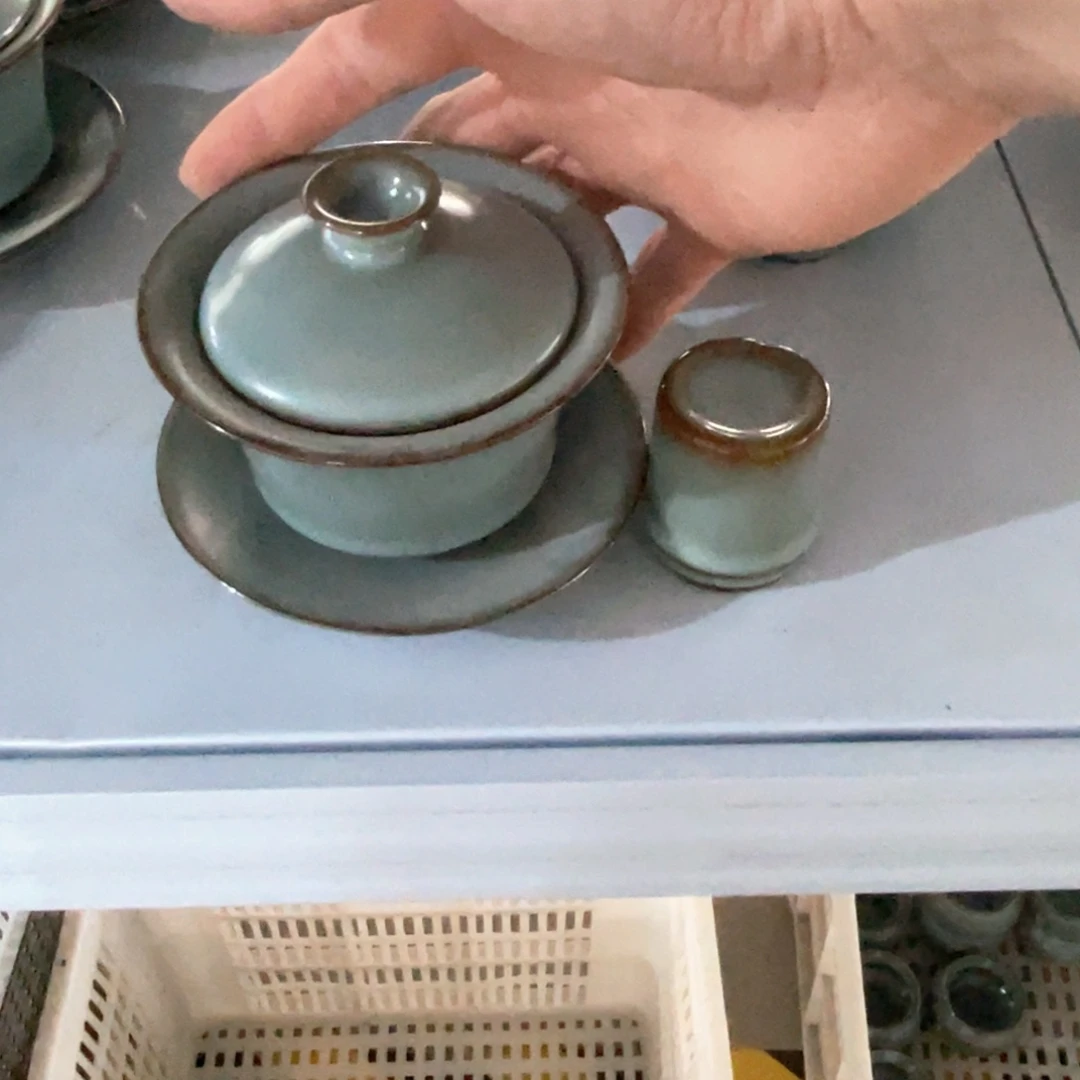瓷片小微瑕。。。。。。。。。