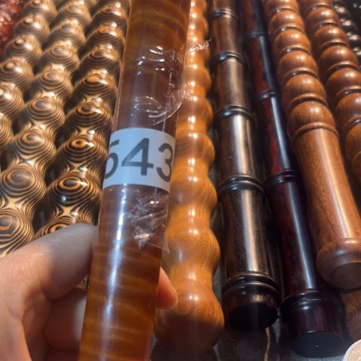 大果紫檀（缅甸花梨）人**短