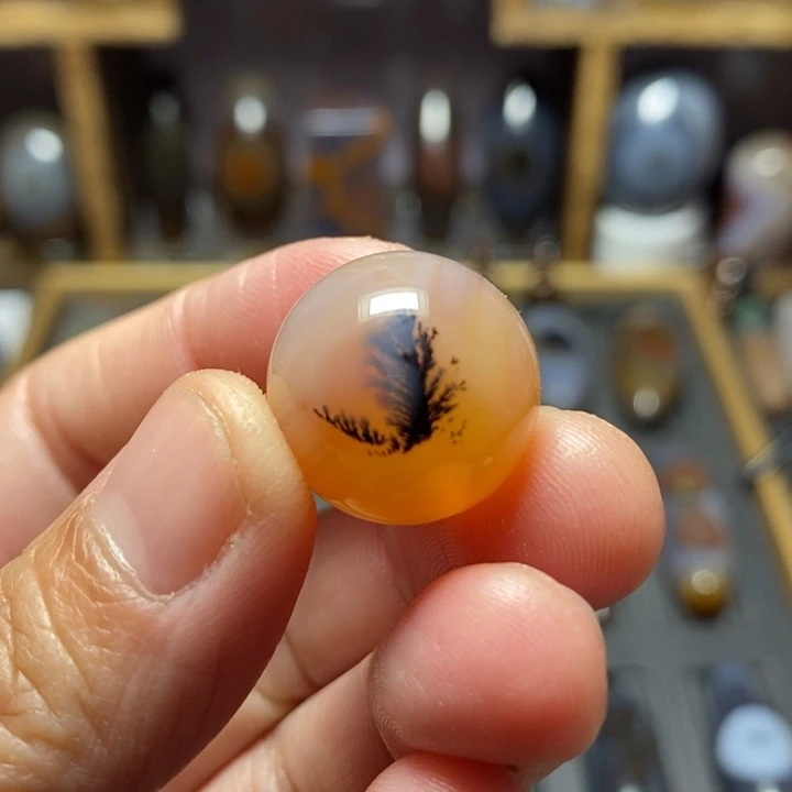 玛瑙/玉髓未镶嵌珠宝半成品