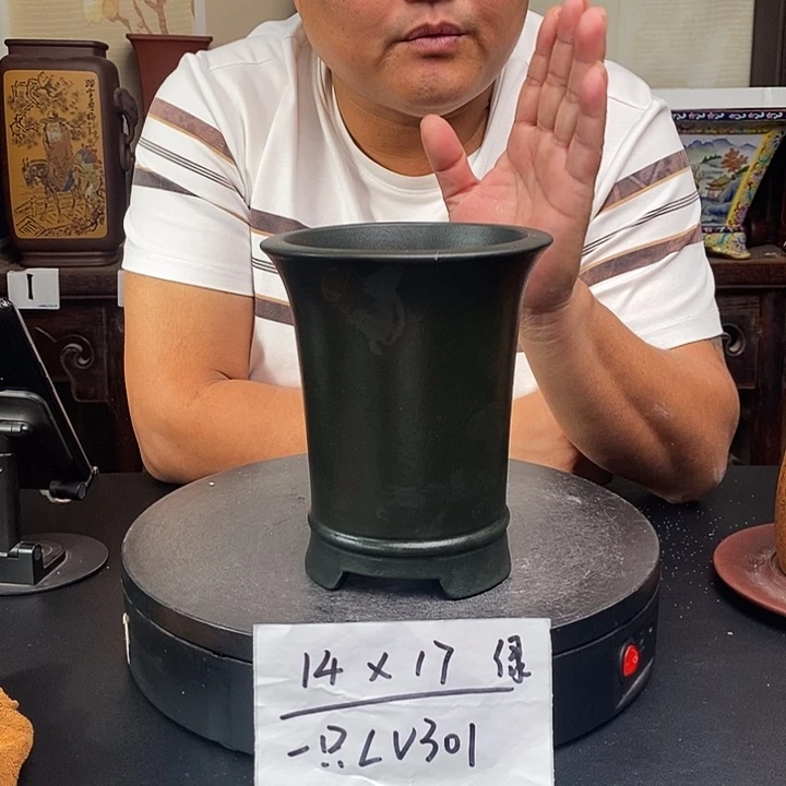 紫砂花盆货号一只LV301