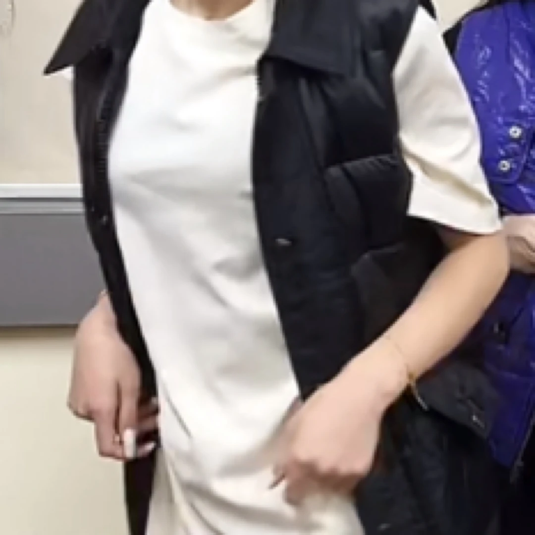 YEVACHAO经典福利款黑色马甲