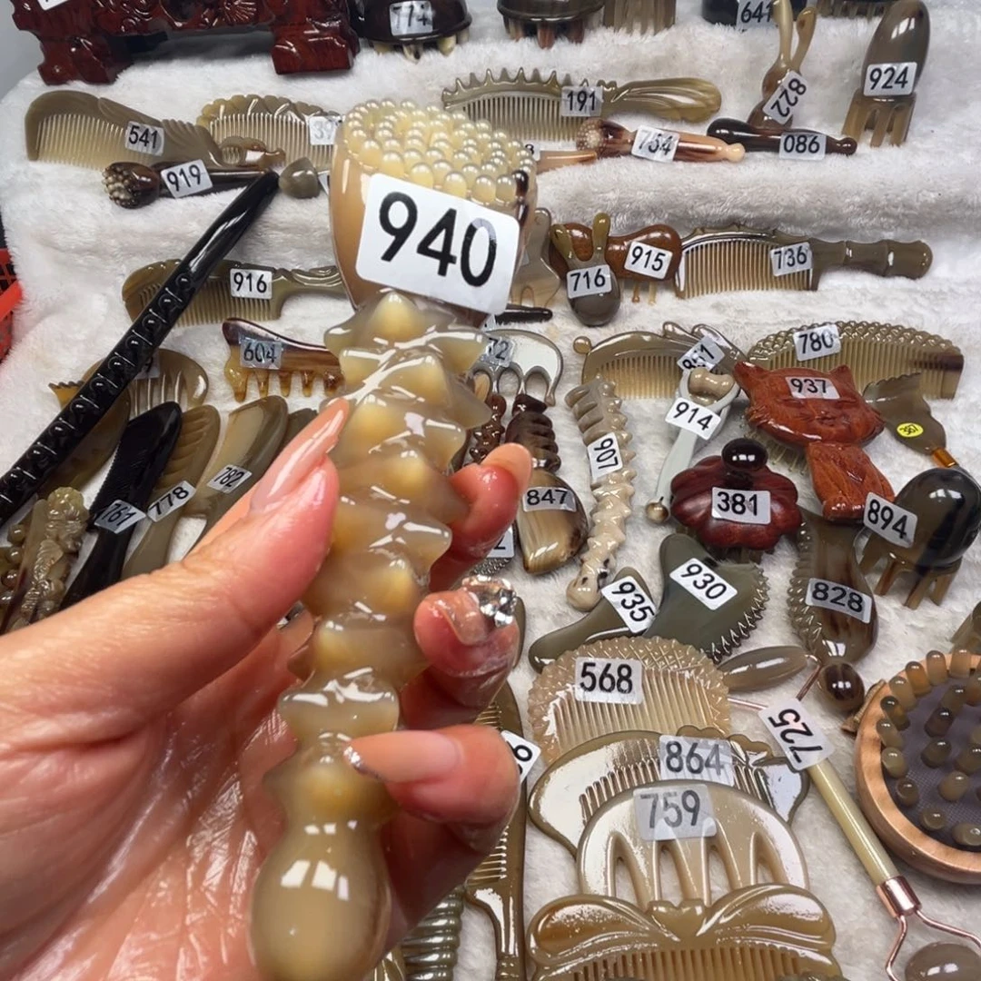 牛角牛角梳是用在化妆