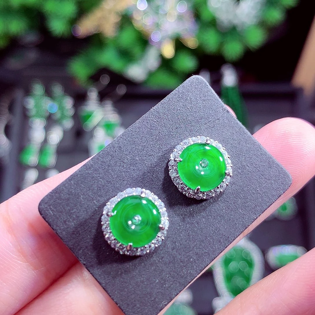 颈饰未镶嵌翡翠天然