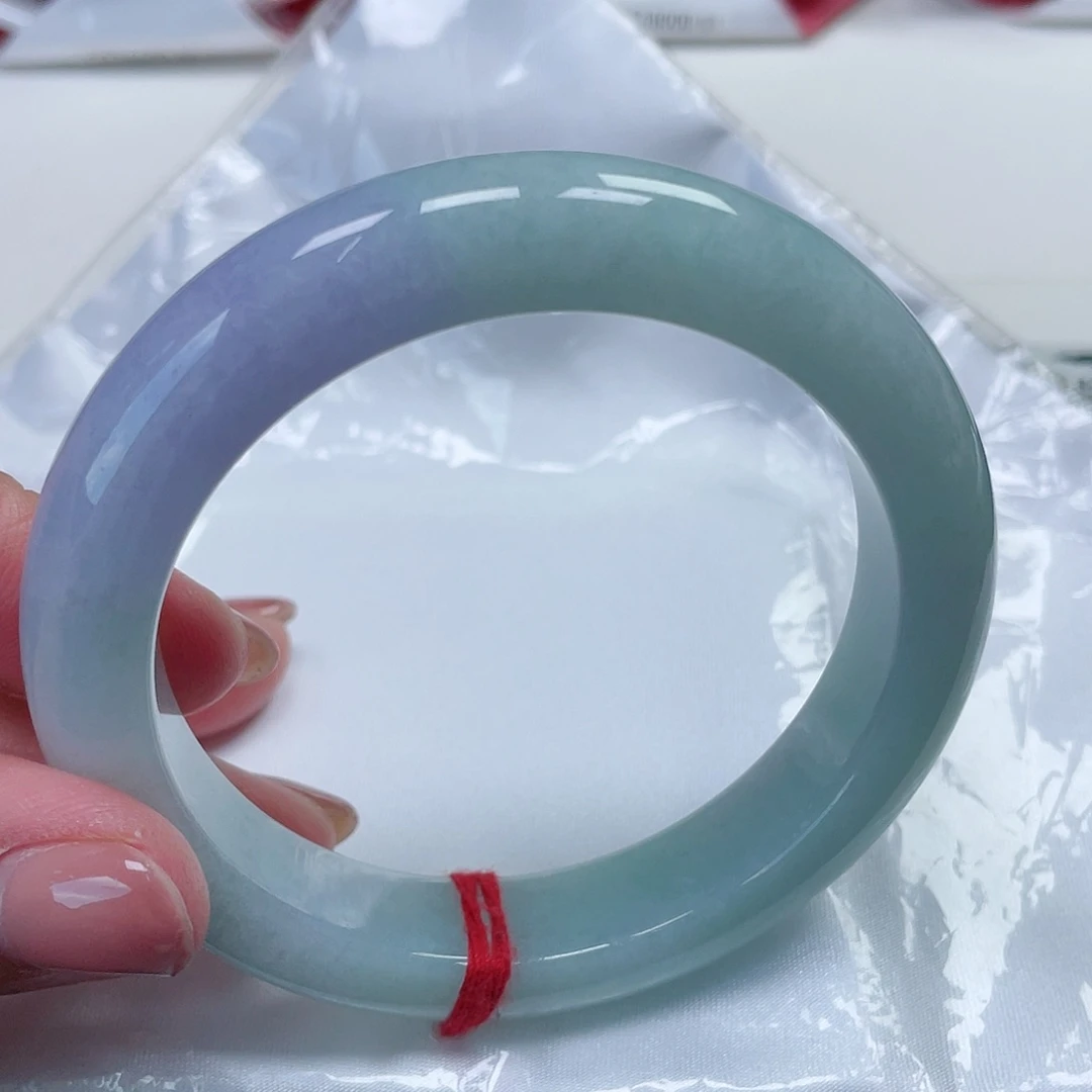 翡翠手镯未镶嵌缅甸翡翠