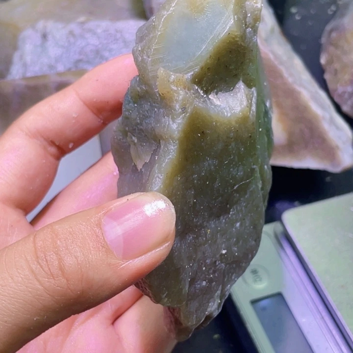 未镶嵌和田玉珠宝半成品