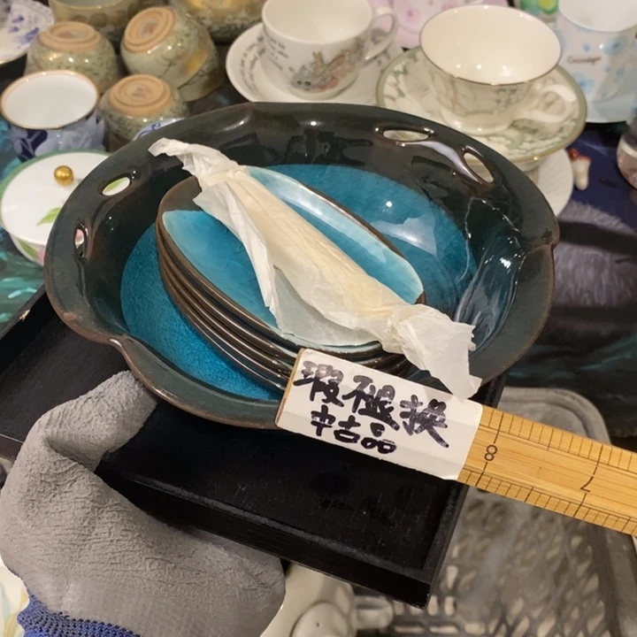 在干嘛啊亲爱哒小这样