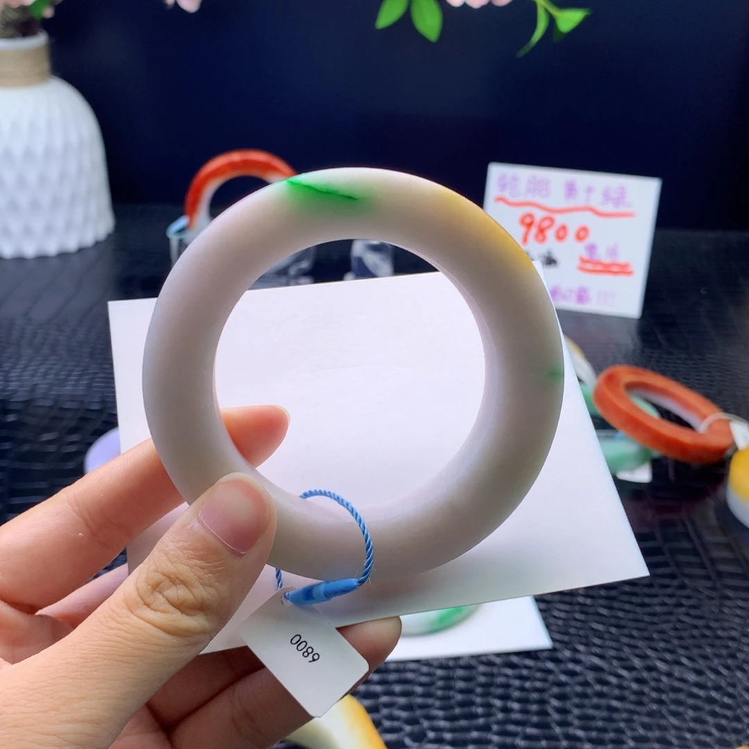 1***9定制翡翠手镯未镶嵌