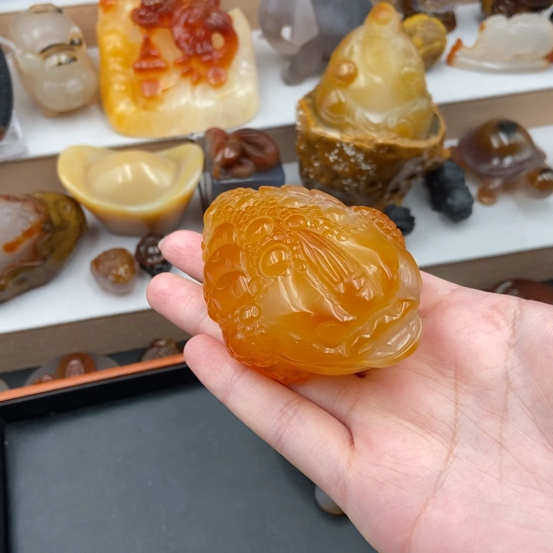 欧***啊未镶嵌颈饰玛瑙/玉髓