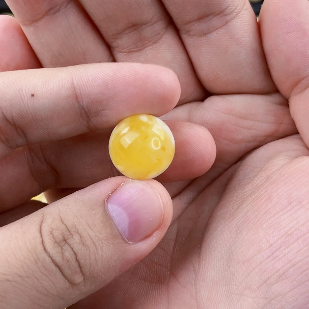 我***妹琥珀未镶嵌珠宝奇石