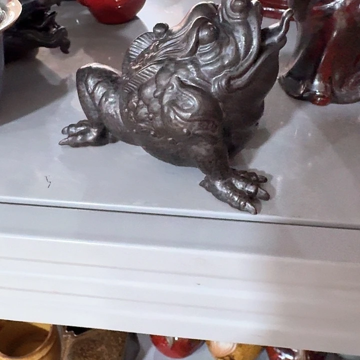 主人杯一个，瓷。。品茗