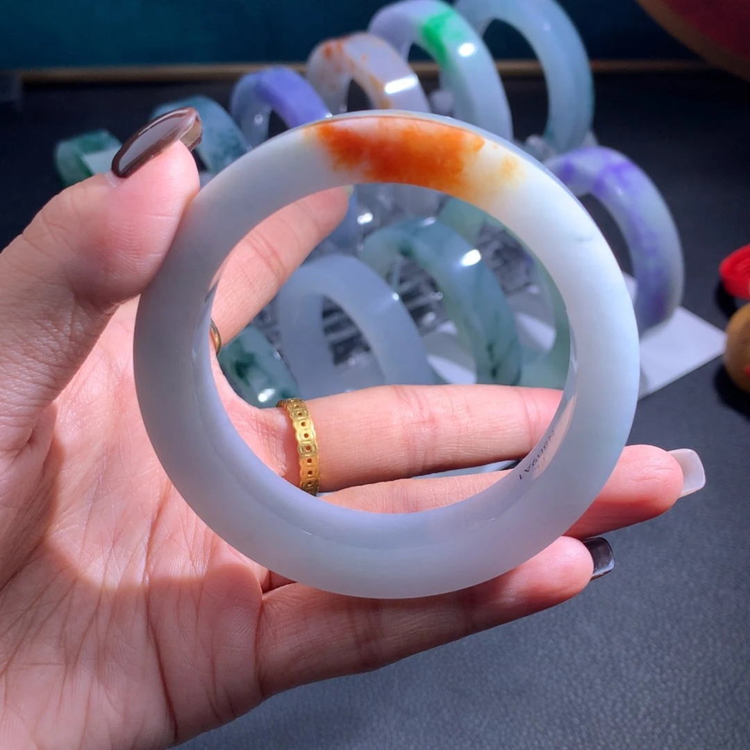 未镶嵌翡翠手镯定制翡翠