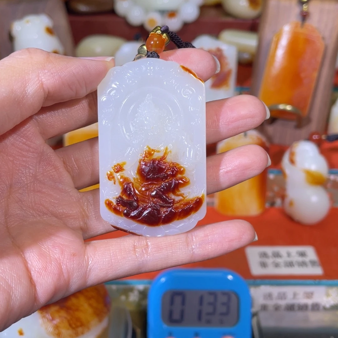 禄***。和田玉未镶嵌挂件