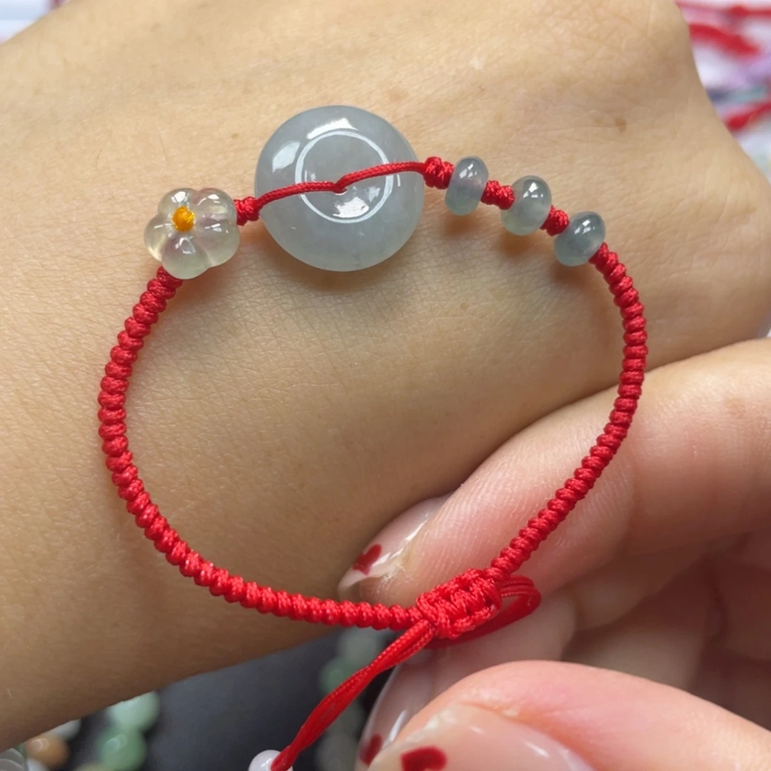 翡翠未镶嵌手绳799999999