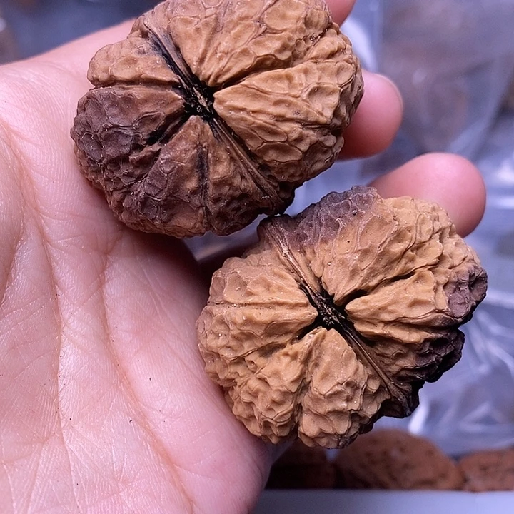 文玩核桃吊坠   170