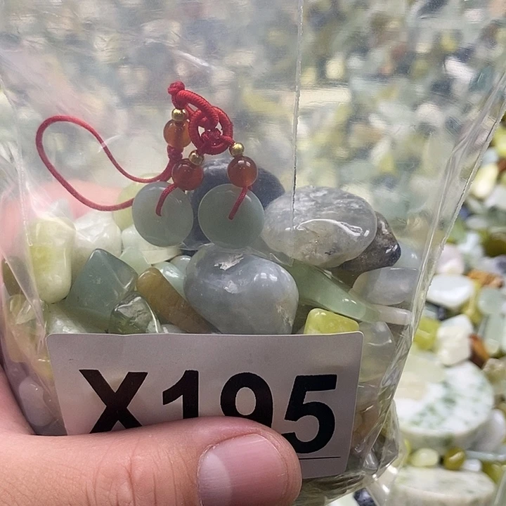 未镶嵌蛇纹石玉鱼缸石