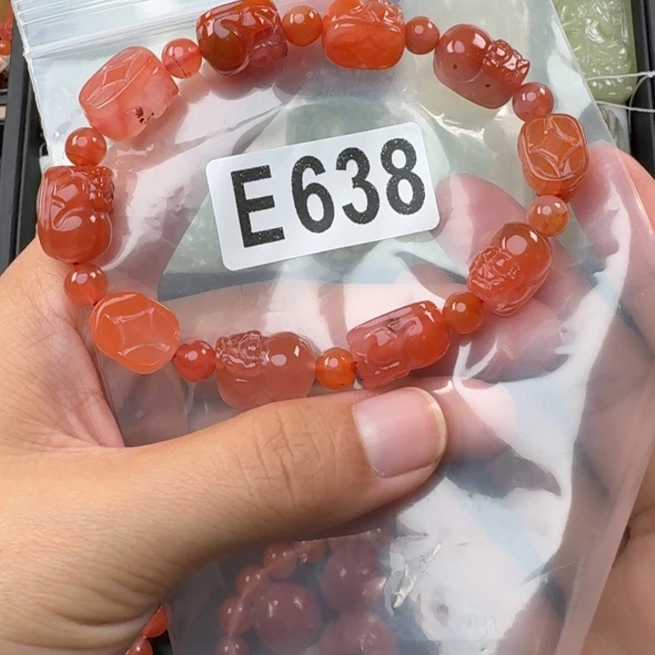 南红玛瑙未镶嵌珠宝奇石