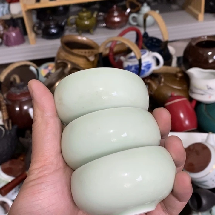 陶瓷艺术品及陶瓷壶