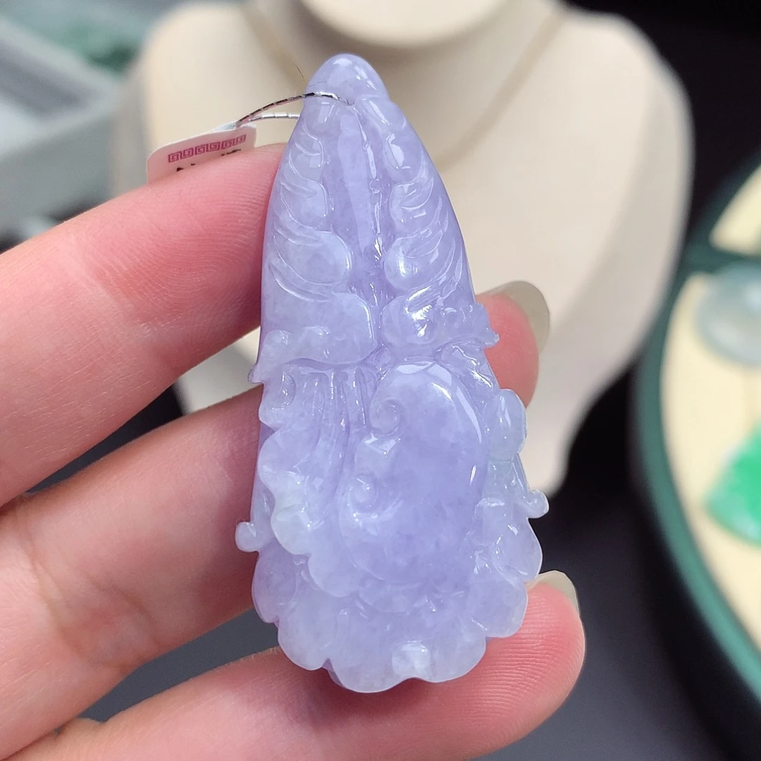 颈饰未镶嵌翡翠白菜