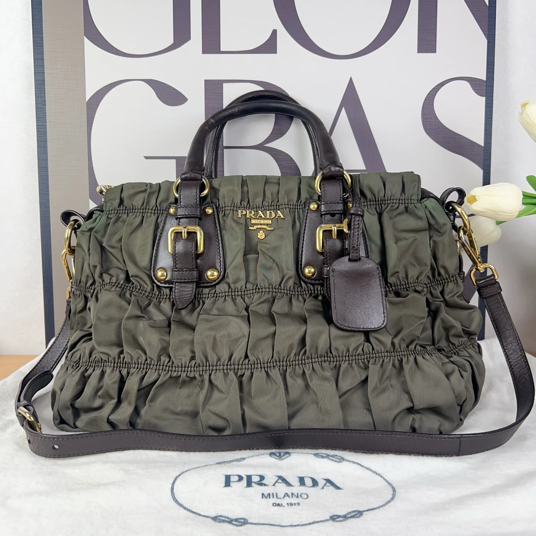99新 Prada/普拉达 普拉达/Prada  降落伞布褶皱包