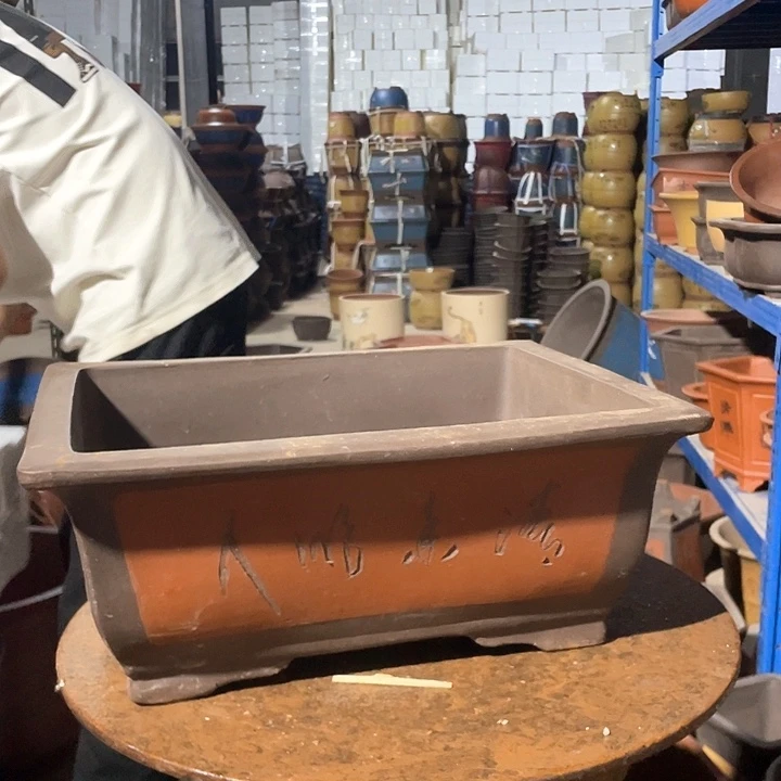 40红色马槽花盆花盆