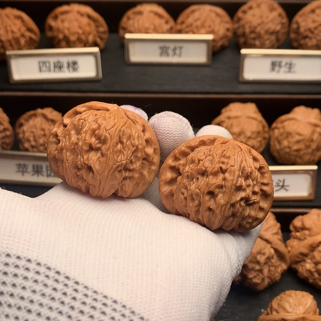 文玩核桃吊坠94号白狮子43