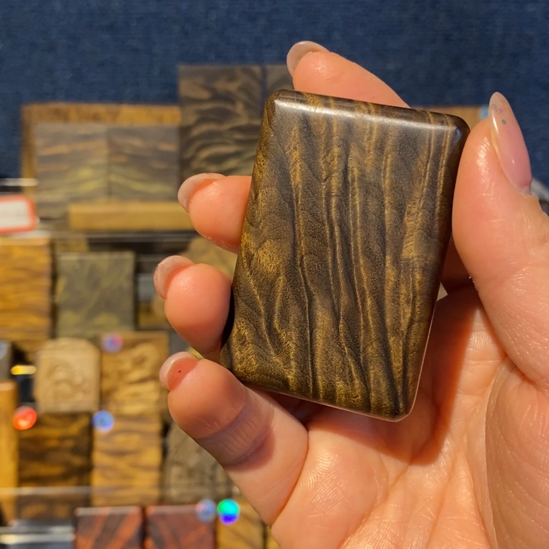 金丝楠无事牌从**下金丝楠木小叶桢楠