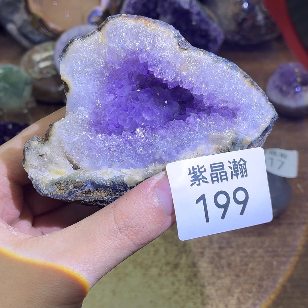 水晶大型摆件（非配饰）未镶嵌