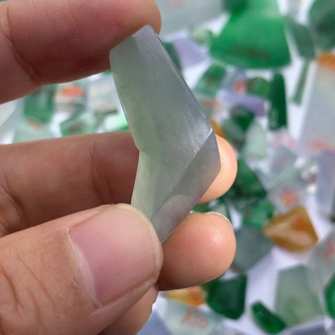 定制翡翠未镶嵌天然翡翠