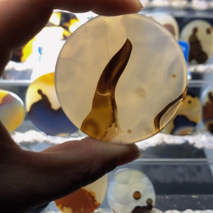 合金玛瑙/玉髓珠宝奇石96