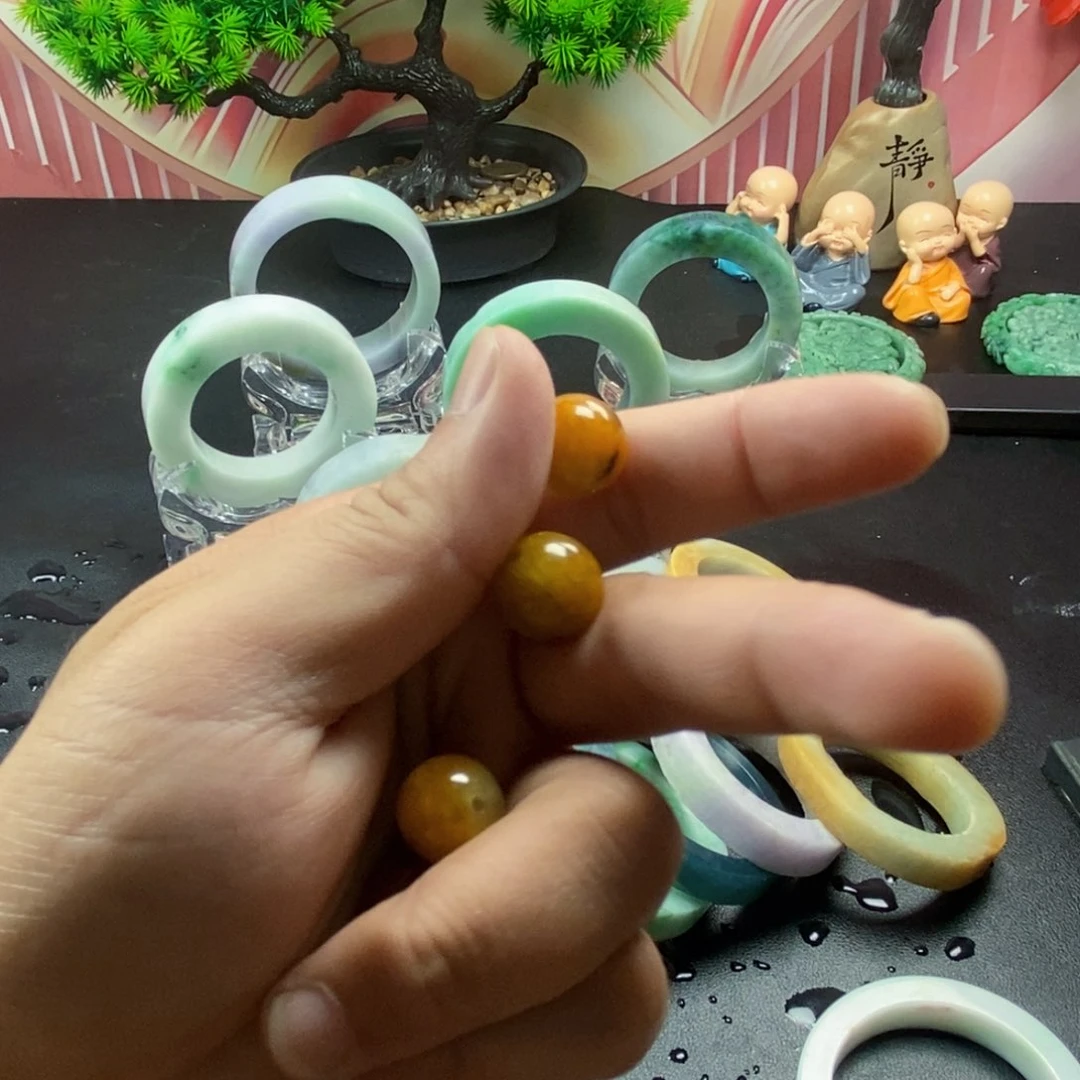 康***翡翠未镶嵌颈饰吊坠