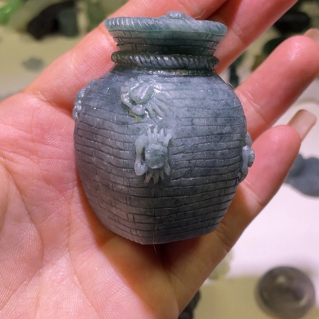 定制翡翠未镶嵌花瓶