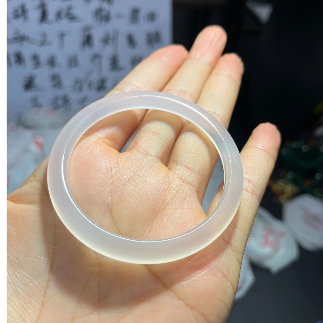 天然玛瑙手镯多样性发货发其一