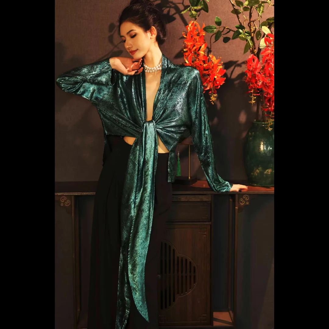 【西雅图之夜】春夏新款高定气质时尚奢华女士交叉绑带长袖宴会上衣