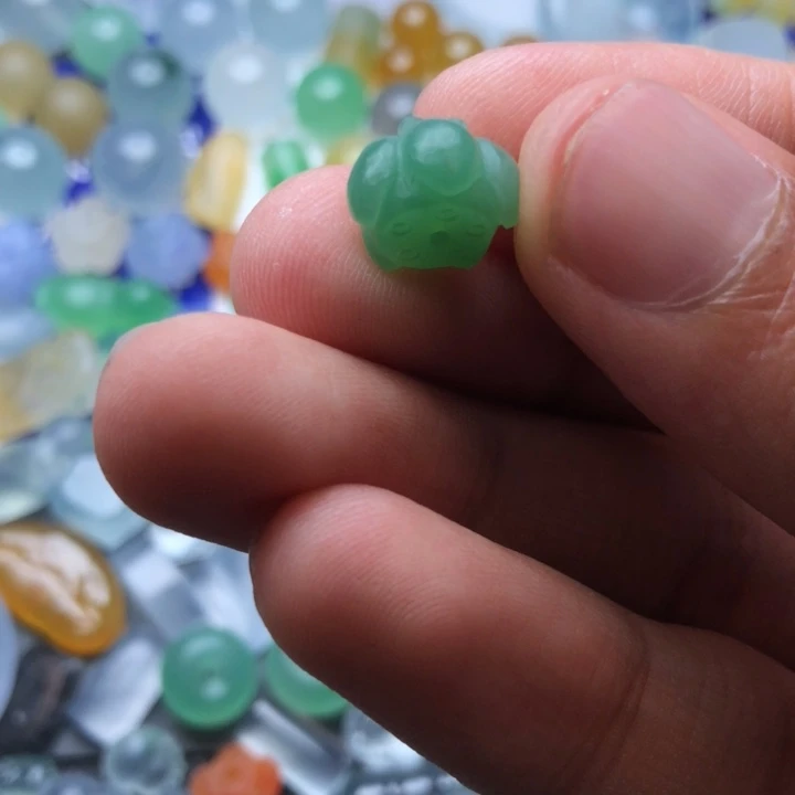 未镶嵌定制翡翠初****挂件