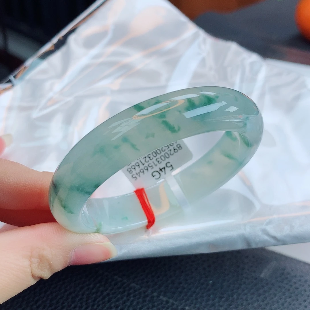 翡翠手镯未镶嵌缅甸天然翡翠a货