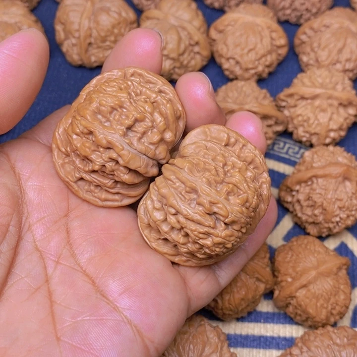 【闪购商品】文玩核桃吊坠张***?四座楼44
