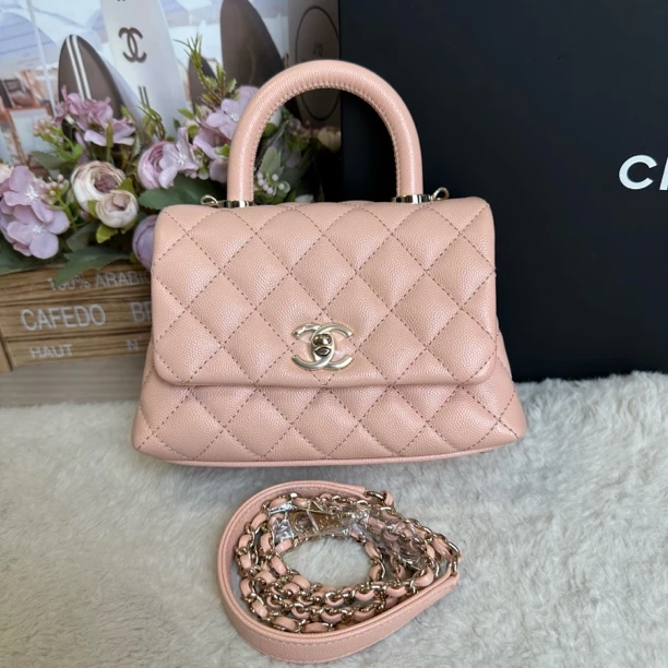 未使用 Chanel/香奈儿 粉金荔枝牛迷你coco handle（31开全套）