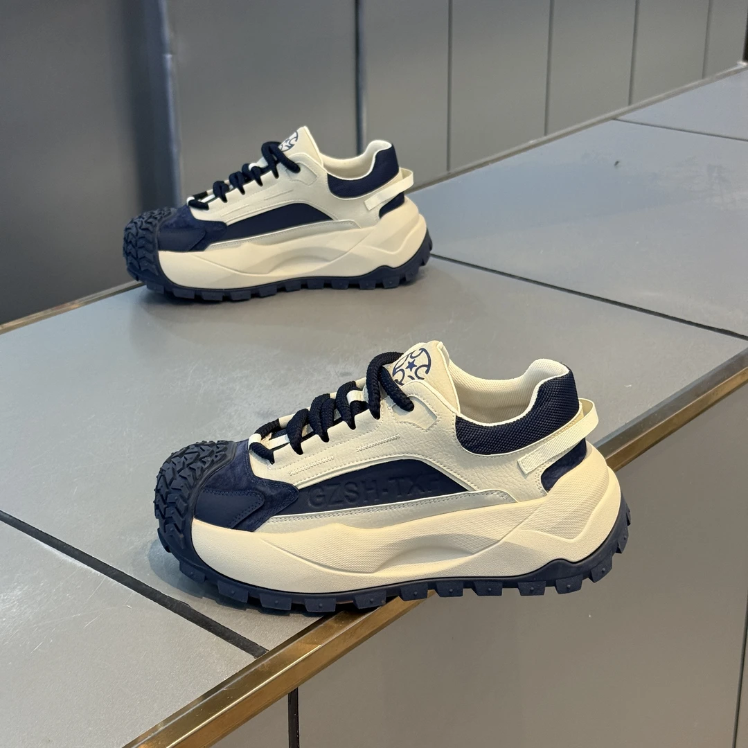 2025秋季新款印花潮鞋时尚爆款软底增高防滑防撞耐磨百搭鞋子男鞋