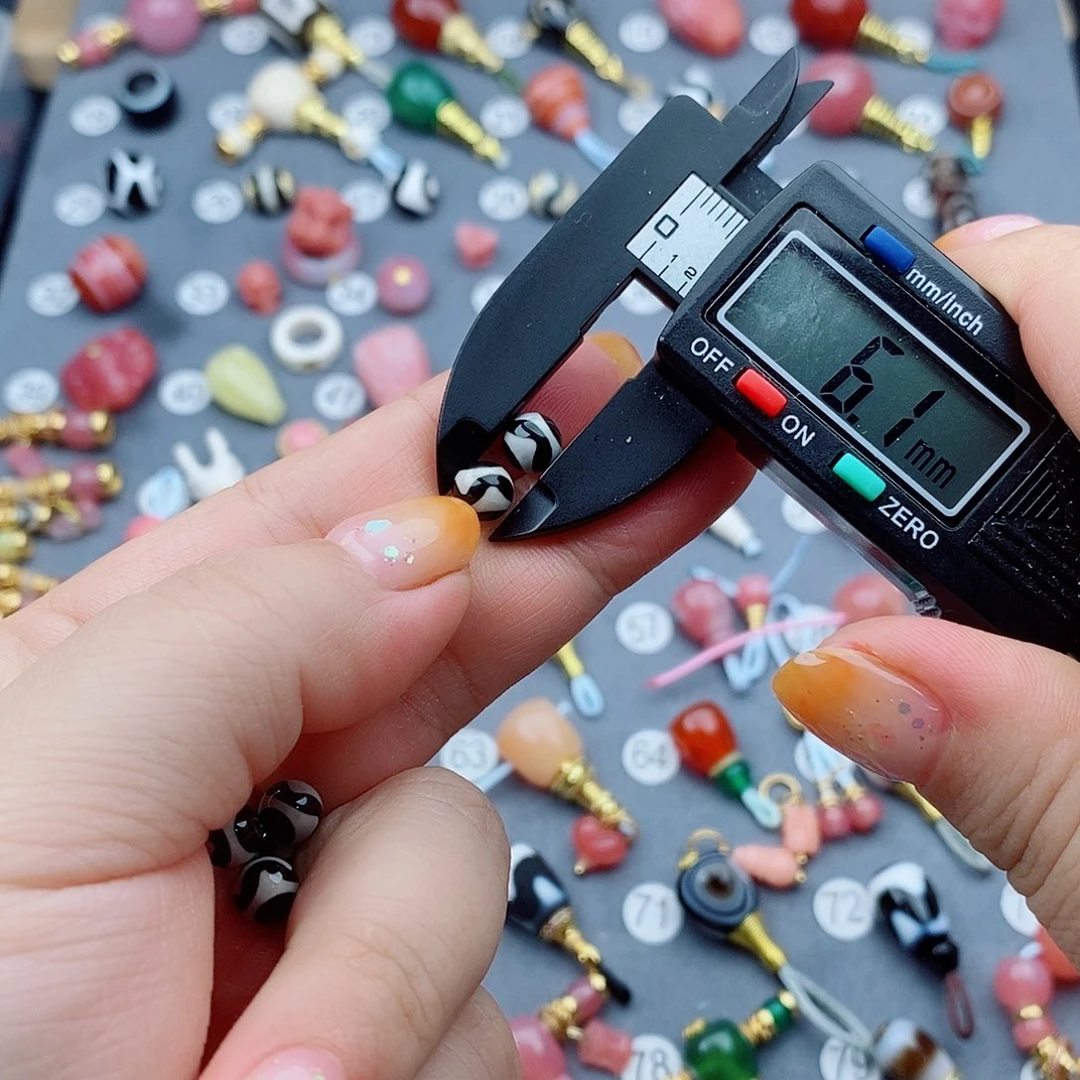 玛瑙/玉髓未镶嵌饰品