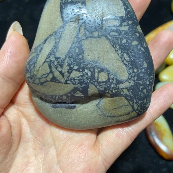 寒***隐和田玉（糖玉）未镶嵌挂件