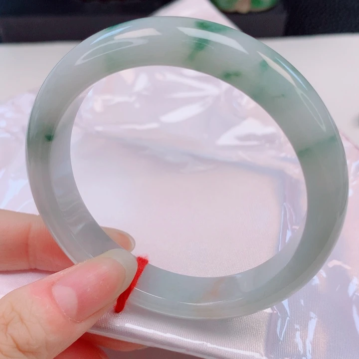 未镶嵌手镯翡翠56圈