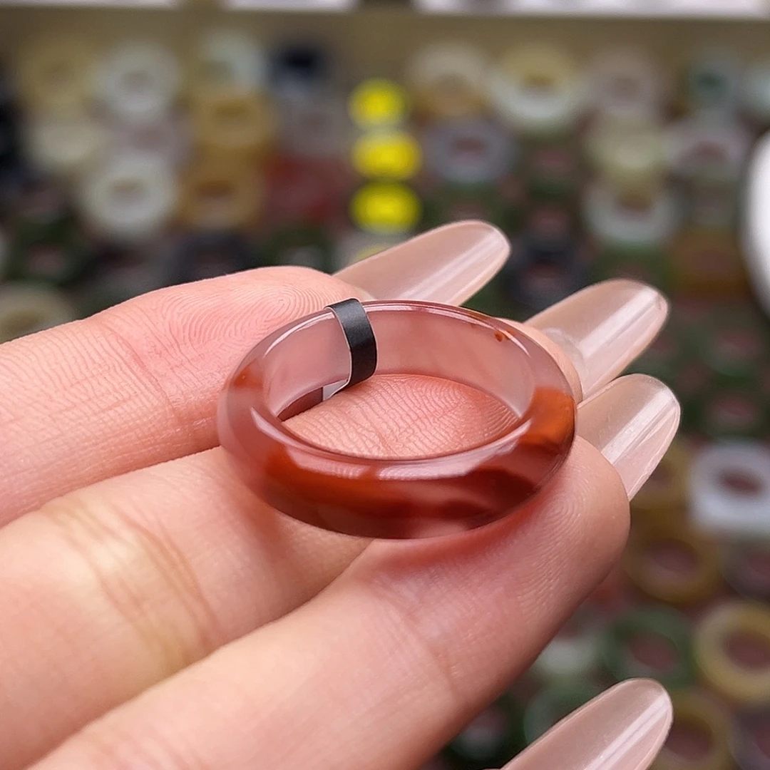 牛***哥南红玛瑙未镶嵌戒指18.0