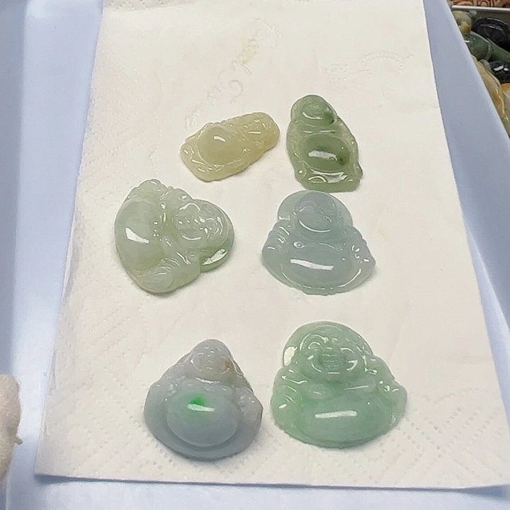 葫***娃翡翠未镶嵌颈饰天然翡翠013